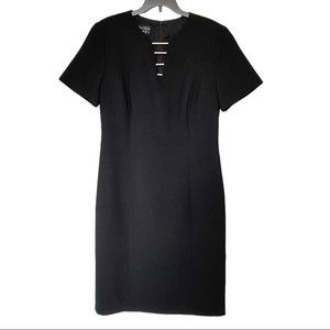 Little Black Dress Womens size 6 Knee Length